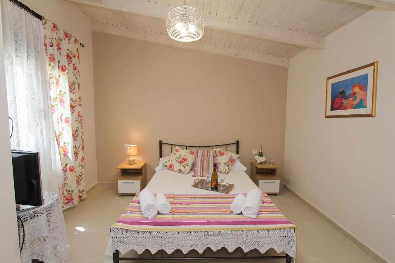 Kouros Resort Kalamákion 外观 照片